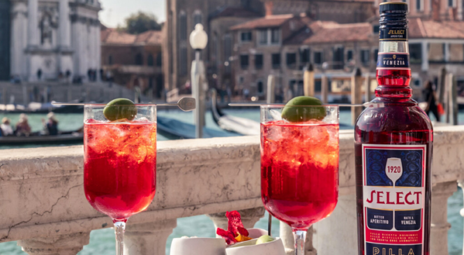 SELECT: LA VERA STORIA DELLO SPRITZ VENEZIANO